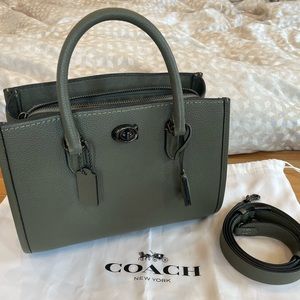 Coach Brooke Carryall 28